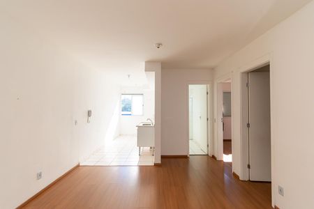 Sala de apartamento para alugar com 2 quartos, 49m² em Jardim da Laranjeira (zona Leste), São Paulo