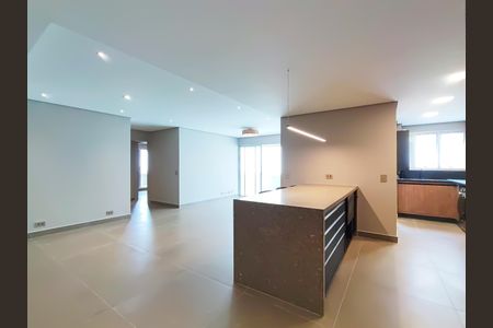 Apartamento à venda com 126m², 2 quartos e 1 vaga Apartamento à venda com 126m², 2 quartos e 1 vagaSala/Cozinha