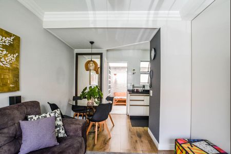 Casa de condomínio à venda com 69m², 2 quartos e 1 vagaSala