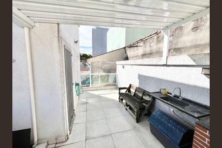 Casa de condomínio à venda com 68m², 2 quartos e 1 vaga Casa de condomínio à venda com 68m², 2 quartos e 1 vagaVaranda gourmet