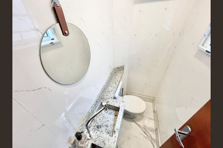 Casa de condomínio para alugar com 68m², 2 quartos e 1 vagaLavabo