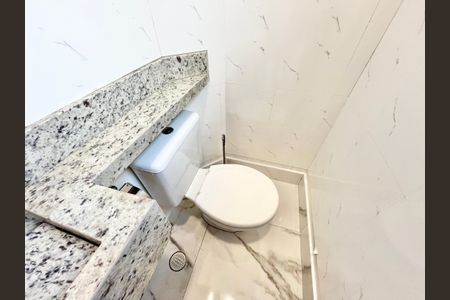 Casa de condomínio à venda com 68m², 2 quartos e 1 vaga Casa de condomínio à venda com 68m², 2 quartos e 1 vagaLavabo