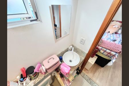 Casa de condomínio para alugar com 68m², 2 quartos e 1 vagaBanheiro da Suíte 1