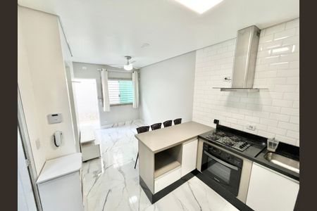 Casa de condomínio à venda com 68m², 2 quartos e 1 vaga Casa de condomínio à venda com 68m², 2 quartos e 1 vagaSala/Cozinha