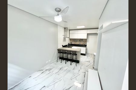 Casa de condomínio à venda com 68m², 2 quartos e 1 vaga Casa de condomínio à venda com 68m², 2 quartos e 1 vagaSala/Cozinha