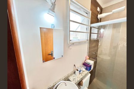 Casa de condomínio para alugar com 68m², 2 quartos e 1 vagaBanheiro da Suíte 2
