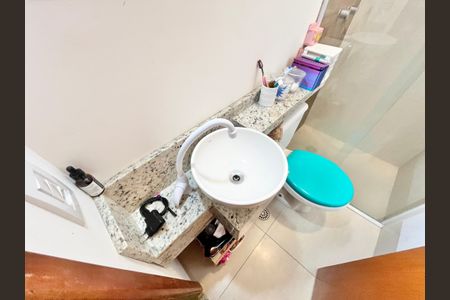 Casa de condomínio para alugar com 68m², 2 quartos e 1 vagaBanheiro da Suíte 2