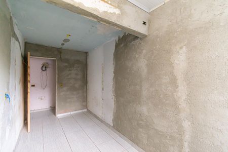 Quarto 1 de casa para alugar com 2 quartos, 85m² em Jardim Porteira Grande, São Paulo