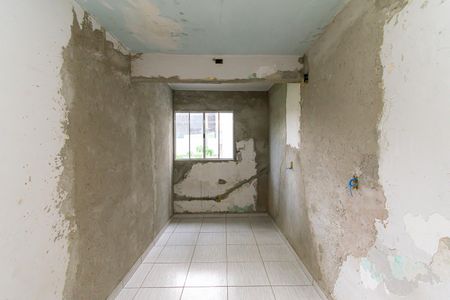 Quarto 1 de casa para alugar com 2 quartos, 85m² em Jardim Porteira Grande, São Paulo