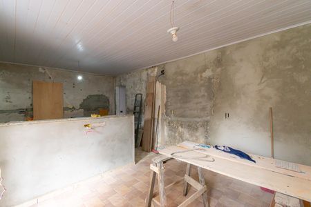 Sala de casa para alugar com 2 quartos, 85m² em Jardim Porteira Grande, São Paulo