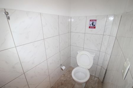 Casa à venda com 160m², 2 quartos e 1 vagaBanheiro 2