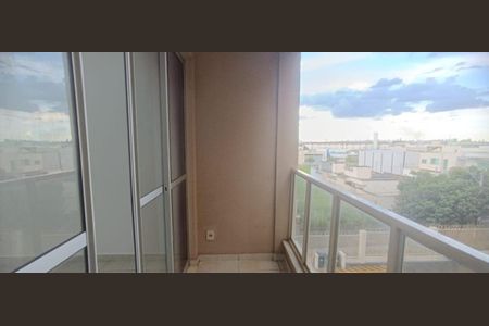 Apartamento para alugar com 62m², 2 quartos e 1 vagaVaranda