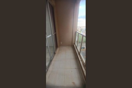 Apartamento para alugar com 62m², 2 quartos e 1 vagaVaranda