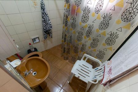 Casa à venda com 310m², 1 quarto e 6 vagasBanheiro