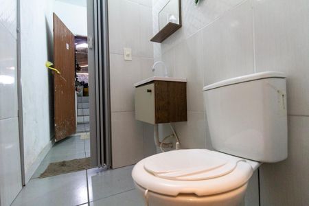 Casa à venda com 310m², 1 quarto e 6 vagasBanheiro 2