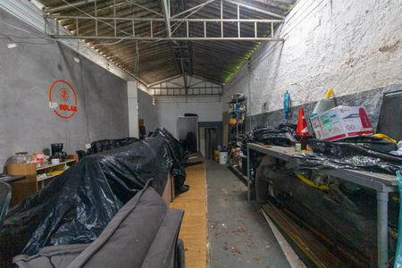 Casa à venda com 310m², 1 quarto e 6 vagasGalpão