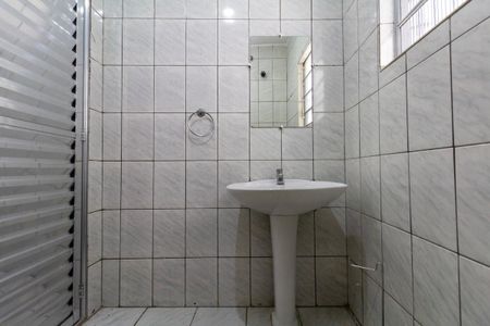 Casa à venda com 124m², 1 quarto e 1 vaga Casa à venda com 124m², 1 quarto e 1 vagaBanheiro