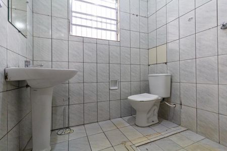 Casa à venda com 124m², 1 quarto e 1 vaga Casa à venda com 124m², 1 quarto e 1 vagaBanheiro