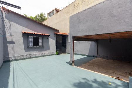 Casa à venda com 124m², 1 quarto e 1 vaga Casa à venda com 124m², 1 quarto e 1 vagaQuintal