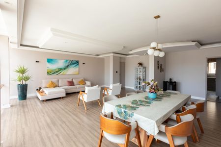 Sala de apartamento à venda com 3 quartos, 240m² em Centro, Campinas