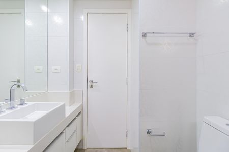 Apartamento à venda com 125m², 3 quartos e 2 vagas Apartamento à venda com 125m², 3 quartos e 2 vagasBanheiro