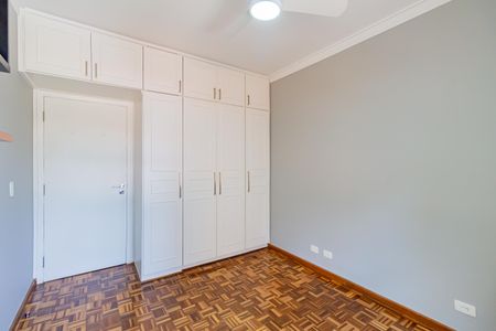 Apartamento à venda com 125m², 3 quartos e 2 vagas Apartamento à venda com 125m², 3 quartos e 2 vagasQuarto 2