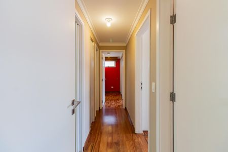 Corredor de apartamento à venda com 4 quartos, 125m² em Jardim das Acacias, São Paulo