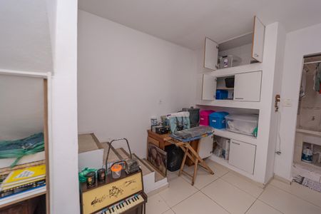 Casa à venda com 149m², 4 quartos e 2 vagasÁrea de Serviço