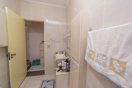 Casa à venda com 149m², 4 quartos e 2 vagasBanheiro