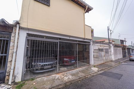 Casa à venda com 149m², 4 quartos e 2 vagasFachada