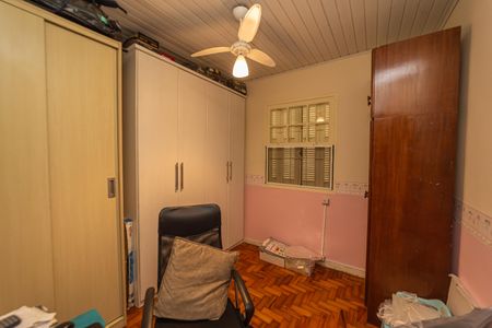 Casa à venda com 149m², 4 quartos e 2 vagasQuarto 1