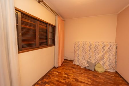 Casa à venda com 149m², 4 quartos e 2 vagasQuarto 4