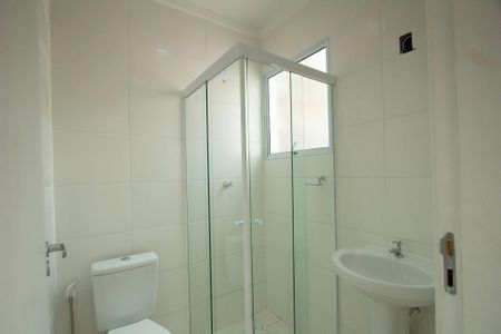 Casa de condomínio para alugar com 80m², 2 quartos e 2 vagas Casa de condomínio para alugar com 80m², 2 quartos e 2 vagasBanheiro