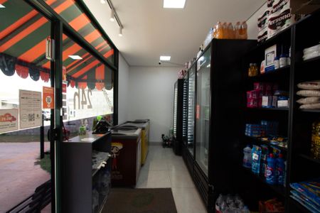Casa de condomínio para alugar com 80m², 2 quartos e 2 vagas Casa de condomínio para alugar com 80m², 2 quartos e 2 vagasÁrea comum - Mini Mercado
