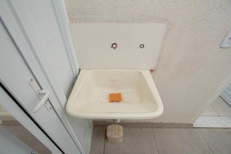 Casa de condomínio para alugar com 80m², 2 quartos e 2 vagas Casa de condomínio para alugar com 80m², 2 quartos e 2 vagasÁrea de Serviço
