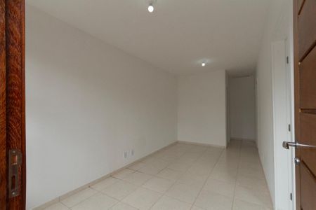 Casa de condomínio para alugar com 80m², 2 quartos e 2 vagas Casa de condomínio para alugar com 80m², 2 quartos e 2 vagasSala