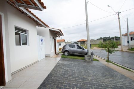 Casa de condomínio para alugar com 80m², 2 quartos e 2 vagas Casa de condomínio para alugar com 80m², 2 quartos e 2 vagasGaragem