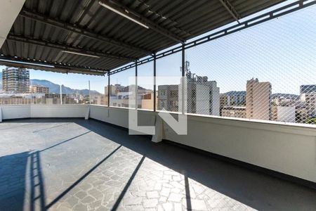 Apartamento à venda com 125m², 4 quartos e 1 vagaÁrea comum