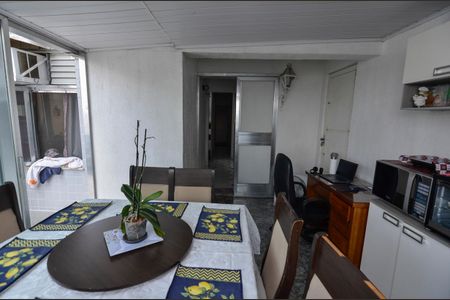 Apartamento à venda com 125m², 4 quartos e 1 vagaTerraço