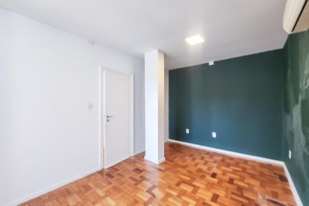 Casa à venda com 275m², 2 quartos e 1 vagaSala de Estar