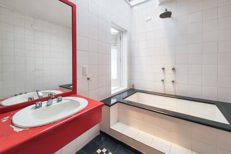 Casa à venda com 275m², 2 quartos e 1 vagaBanheiro da Suite 