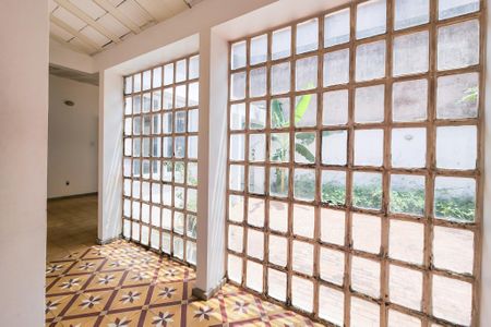 Casa à venda com 275m², 2 quartos e 1 vagaHall 