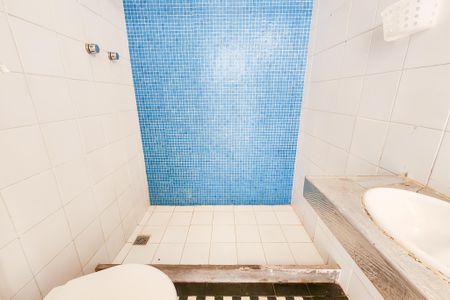 Casa à venda com 275m², 2 quartos e 1 vagaBanheiro Social 