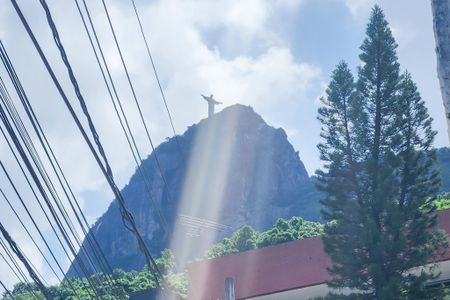 Casa à venda com 275m², 2 quartos e 1 vagaVista 