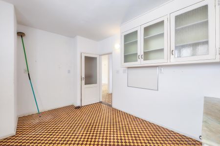 Casa à venda com 275m², 2 quartos e 1 vagaCozinha 