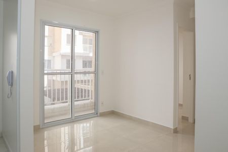 Sala e Cozinha de apartamento para alugar com 2 quartos, 37m² em Água Branca, São Paulo