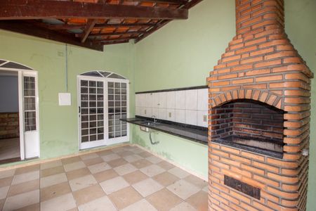 Casa para alugar com 150m², 2 quartos e 2 vagas Casa para alugar com 150m², 2 quartos e 2 vagasÁrea gourmet