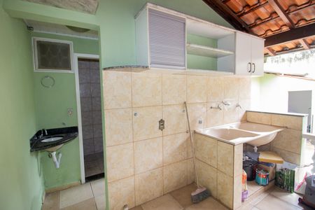 Casa para alugar com 150m², 2 quartos e 2 vagas Casa para alugar com 150m², 2 quartos e 2 vagasÁrea de Serviço