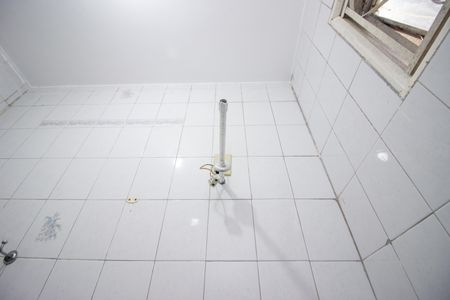 Casa para alugar com 150m², 2 quartos e 2 vagas Casa para alugar com 150m², 2 quartos e 2 vagasBanheiro Social