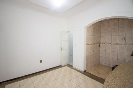 Sala de casa para alugar com 2 quartos, 150m² em Pedra Azul, Contagem